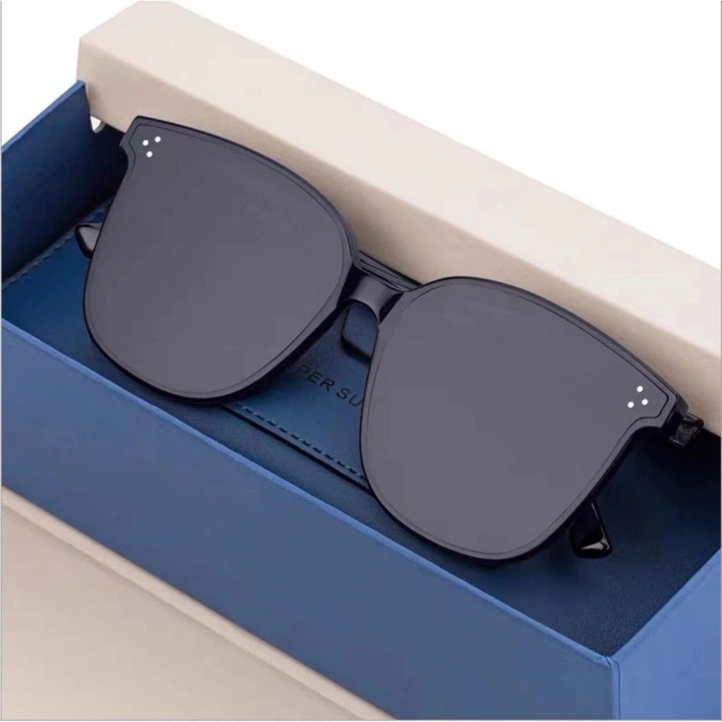 korean sunglass - Buy 1 Free 1