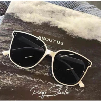 korean sunglass - Buy 1 Free 1